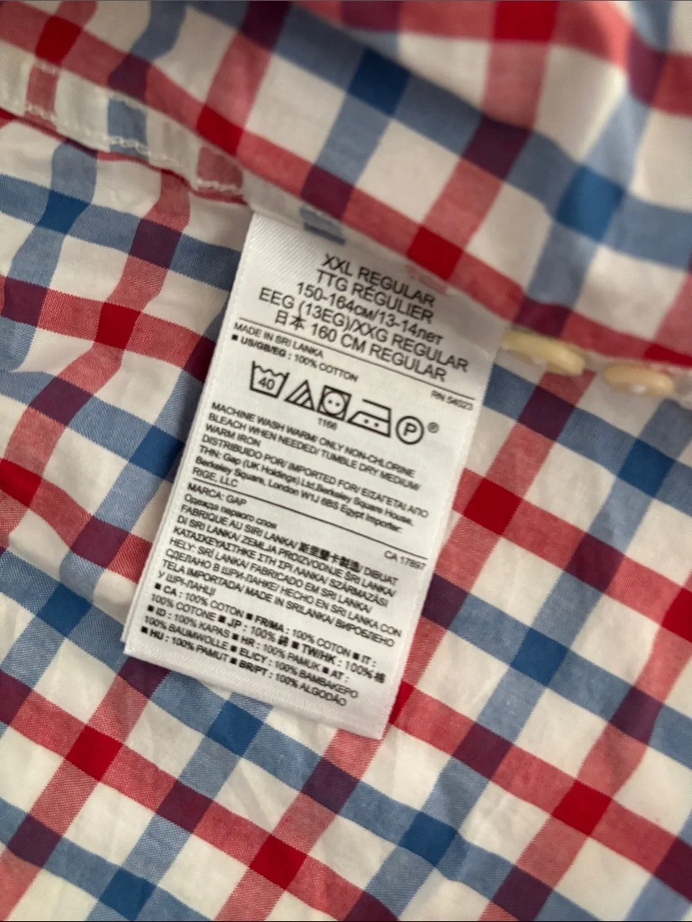 GAP boys Red, Blue & White Plaid Button-Down Shirt worn one time sz 14/16